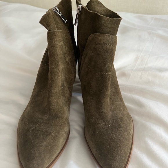 Marc Fischer booty - Picture 1 of 5